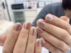 -赢韵美甲美睫瑞士净斑中心