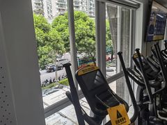 -超鹿运动(五四路恒力城店)