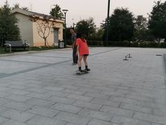 -TAC滑板滑雪俱乐部(朗园park店)