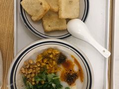 弯脚杆油茶-正南齐北·老街糯米团(洪崖洞店)