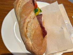 -星巴克(武汉徐东销品茂店)