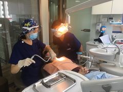 -Dr.Z dental仁康种植矫正中心