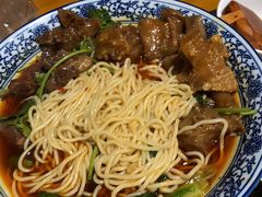 -呼啦面馆·头牌豌杂面(爱琴海店)
