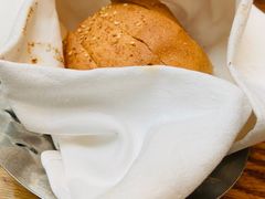 餐前面包-食间牛排(湖西路店)