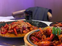 -红盔侠小龙虾(海宁银泰店)