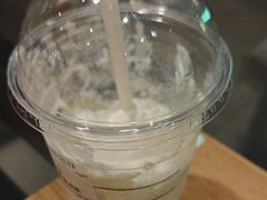 -星巴克(上海虹桥新天地二店)