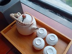 -铂逸梦秦酒店(横店梦幻谷店)