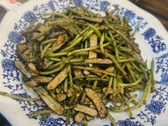 野芦蒿炒臭干-广迎居老正兴菜馆