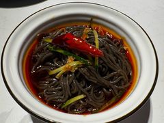 酸辣蕨根粉-鸣记脆皮烤鱼·海鲜烤鱼(三八广场店)