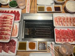 -阪尚皇·原切牛排·烤肉火锅自助(北京路店)