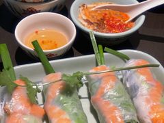 -大头虾越式风味餐厅(光明广场店)