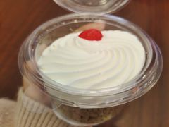 -红宝石·鲜奶小方·海派西点房(浦三店)
