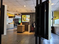 -麦当劳(欢乐谷店)