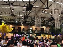 大堂-雅和生态渔庄·宜城锅巴饭(龙灵山公园店)