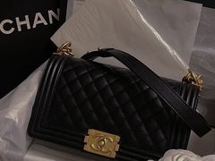 -CHANEL(恒隆广场店)