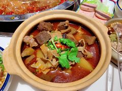 -喜悦小串丹东小黄牛海鲜烧烤大排档(民主广场店)