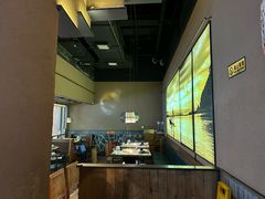 -新哥老官·畅吃123·美蛙世界(苏宁广场店)
