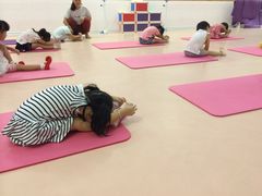 -艺彩童馨舞蹈培训学校(西湖道校区)