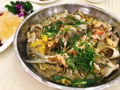 -巨元河鲜酒楼