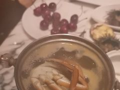 -雍和会海鲜姿造自助(湖东路店)