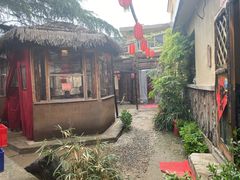 -旺角小渔村·海肠捞饭开创者(环山路店)