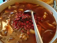-龙门阵茶屋川菜馆(武康路店)