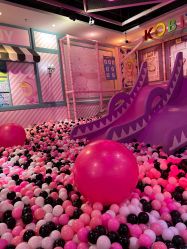 -卡通尼乐园(绿地缤纷城店)