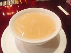 -荣誉国际酒店-云顶旋转餐厅