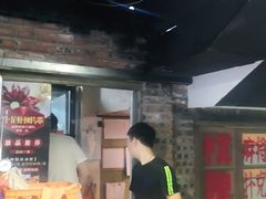 -马路牙子地桌烤肉(工体店)