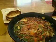 -秦香陕西食府(华贸天地店)