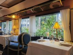 -火车头法国西餐厅