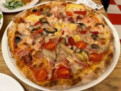 -城市大道红炉披萨烘焙坊