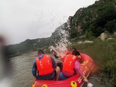 -紫荆关长城漂流