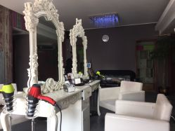 大厅-发饰美男士增发补发假发定制店