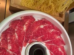 -洪氏嗨捞·广东猪肚鸡·椰子鸡火锅(西咸万象城店)