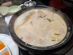 -蝴蝶里·粤菜·点心(龙湖天街&滨江店)