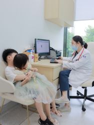 -唯儿诺儿童医院·儿科·眼科(新天地店)