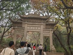 -灵岩山风景区