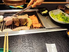 -臻牛烤肉