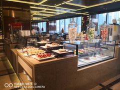 -大中华希尔顿酒店-念自助餐·嗨啤·小龙虾