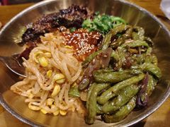 老妈拌饭-聚合鑫东北熏酱熟食麻辣面(长阳店)
