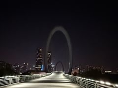 -南京眼步行桥