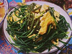 -一个勺子新疆锡伯主题私房菜(红墙巷49号院店)