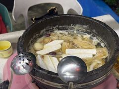 -墨脱石锅椰子鸡•海鲜糟粕醋(榆亚路店)