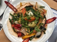 -Lanterns Vietnamese Restaurant