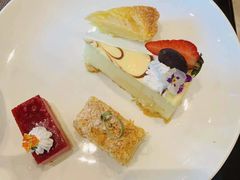 -美食汇海鲜自助餐厅·小龙虾烧烤(富力万达文华酒店)
