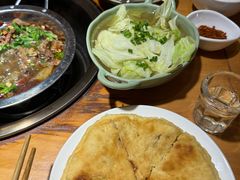 -大众跷脚牛肉馆·非遗传承单位(峨眉山店)