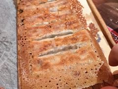 素三鲜锅贴-山四砂锅(太原钟楼街店)