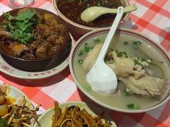 -老方桌烂蹄花川菜馆(九龙坡店)