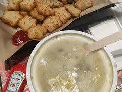 -达美乐比萨(红山店)
